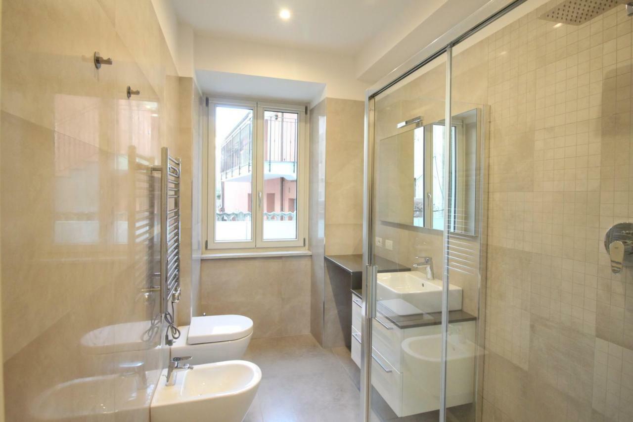 Casa Vacanze Residence Ideale Suites And Apartments อาลัสซิโอ ภายนอก รูปภาพ